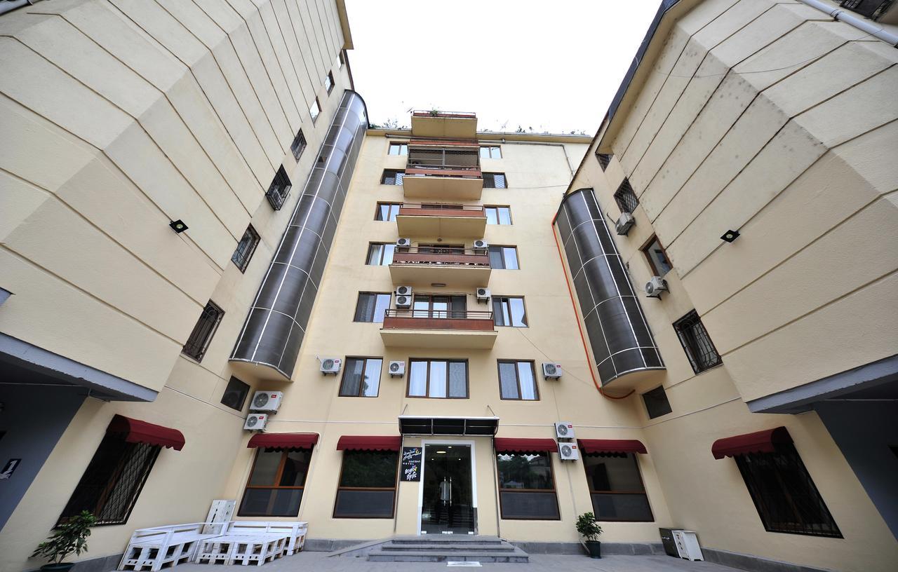Отель Boho Tiflis Экстерьер фото